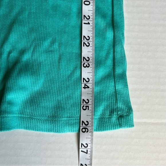 *SOLD* Victoria’s Secret scoop neck sleeveless Henley  teal ribbed tank top sma… - Picture 9 of 16